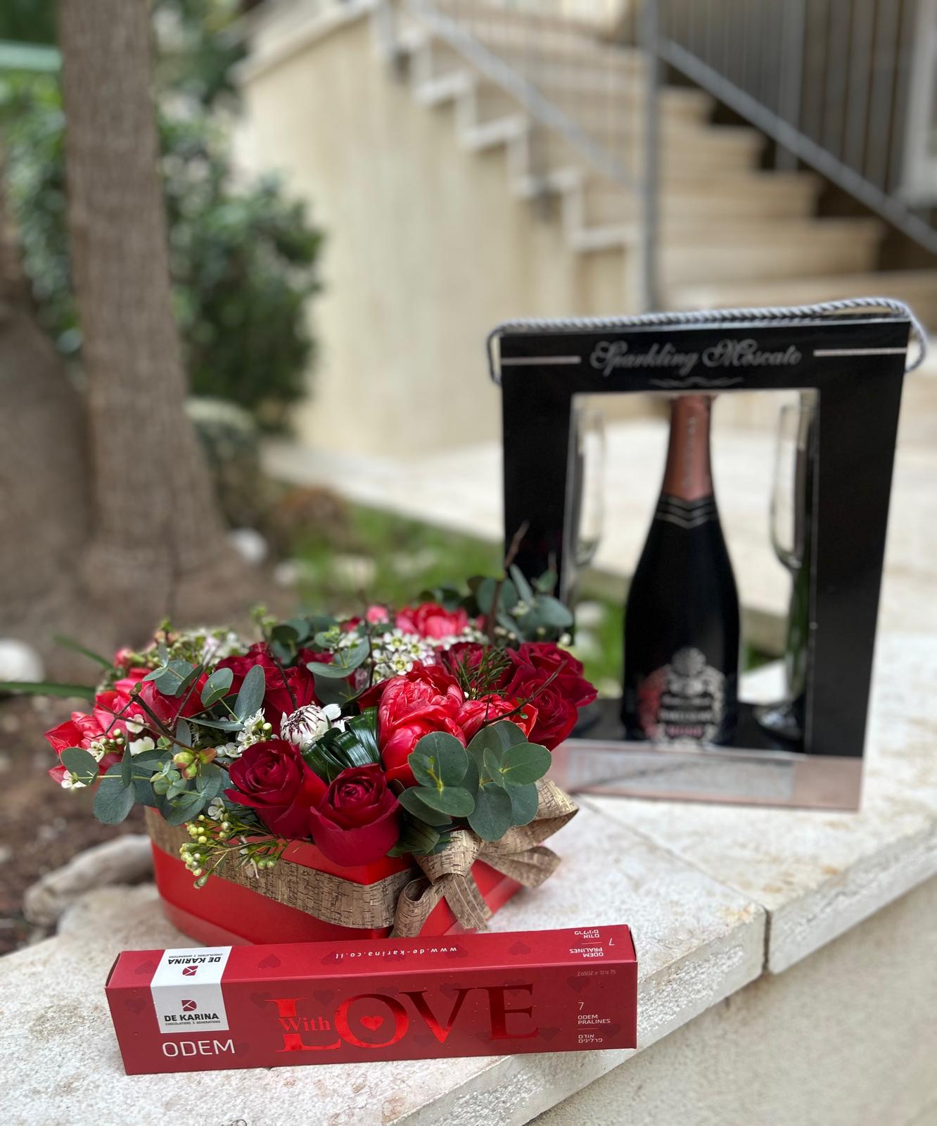 מארז ולנטיין אדום 3