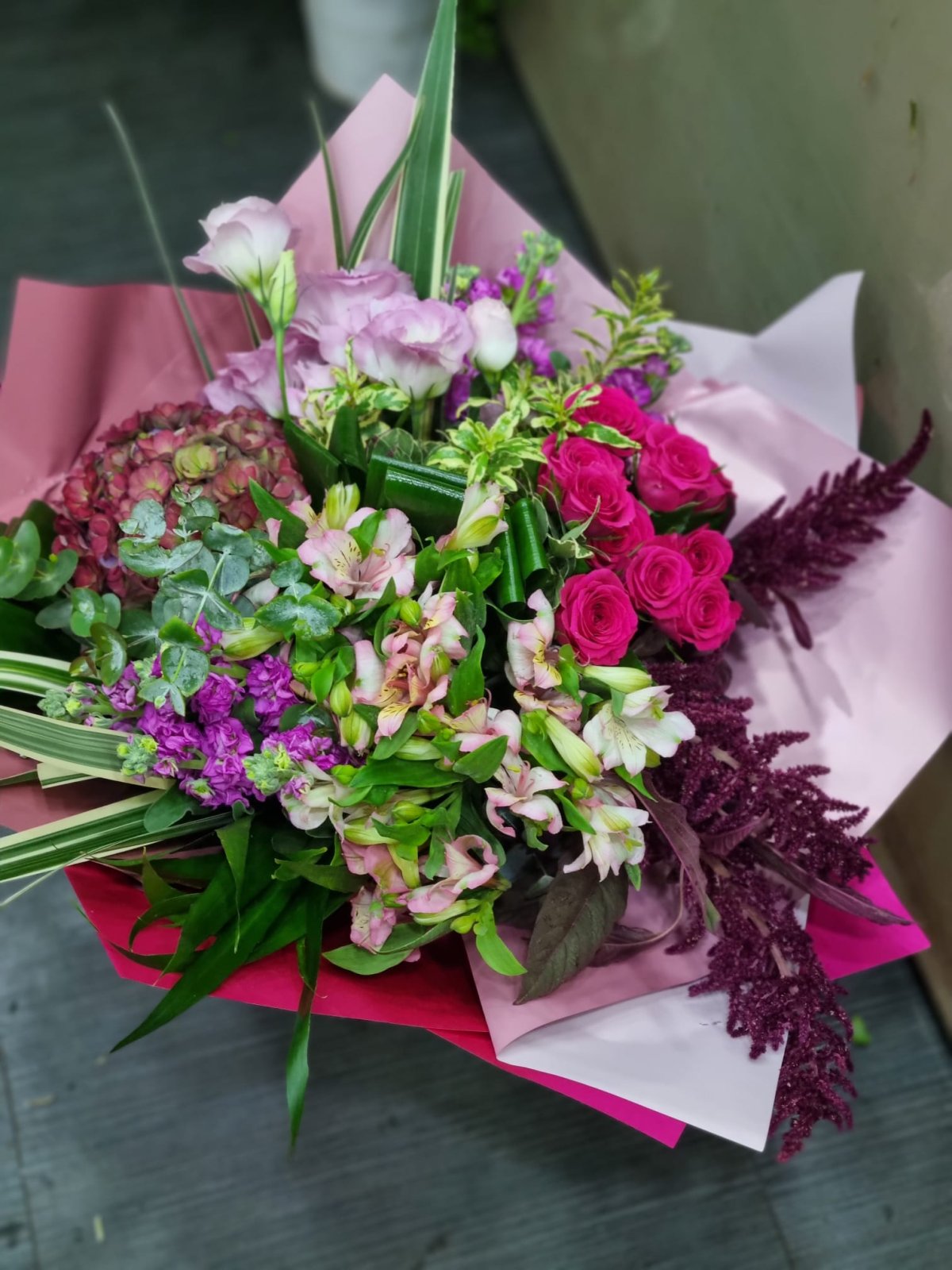 זר קבוצות מודרני 00100