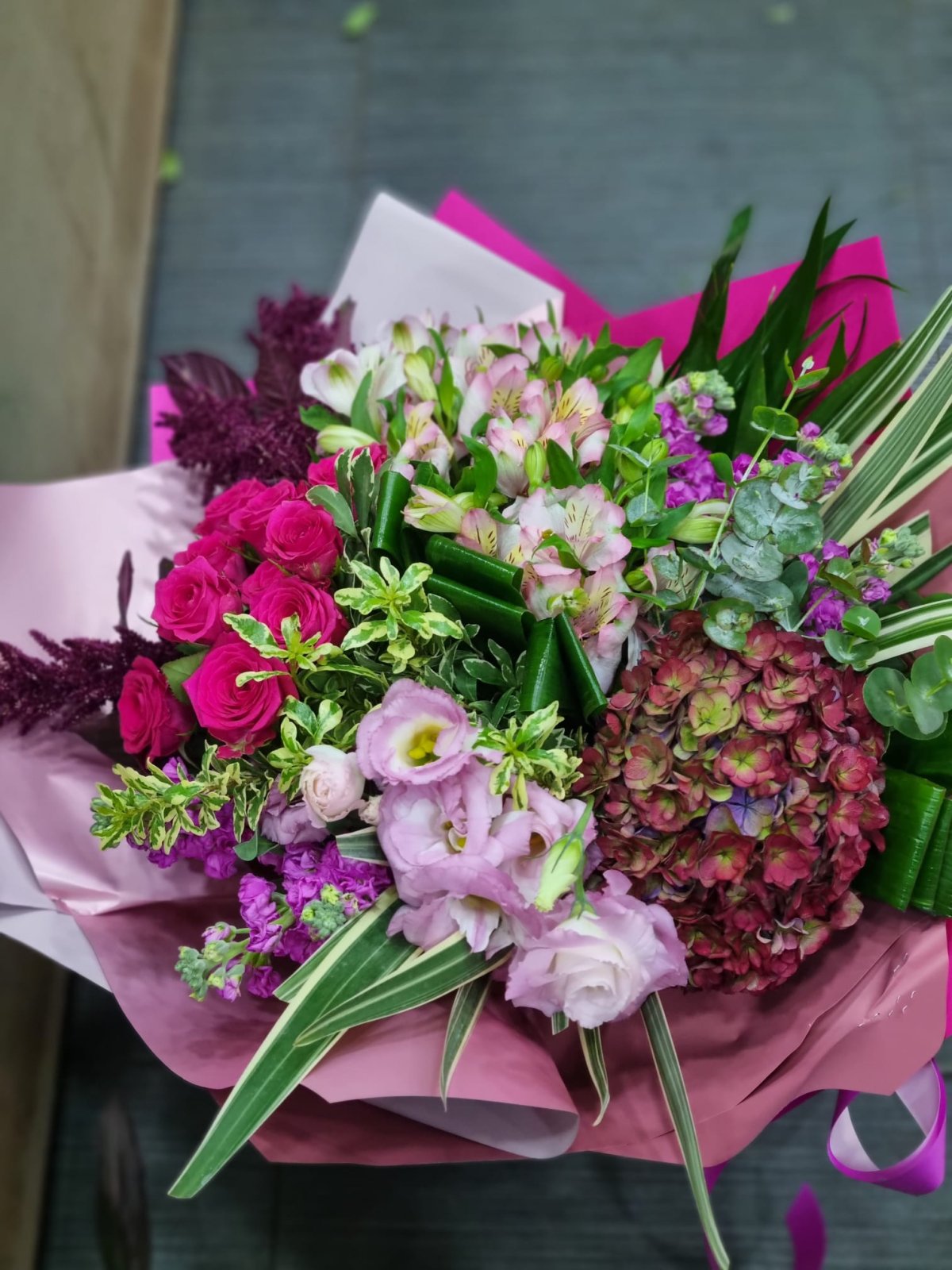 זר קבוצות מודרני 00100